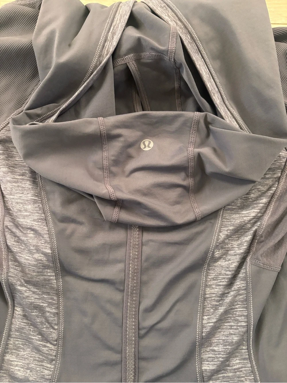 Lululemon Cross Train Pullover Run for your Life Size 6